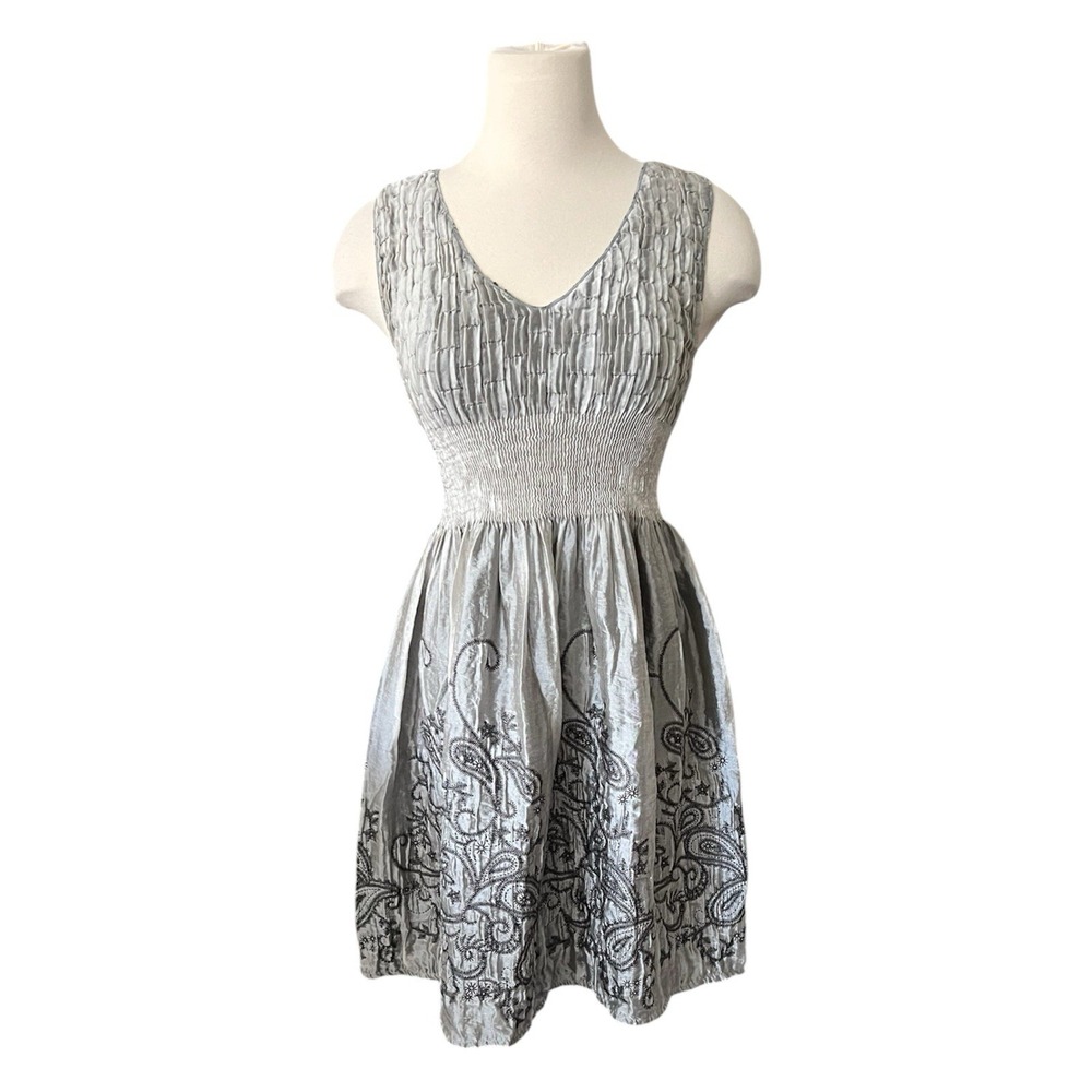 Lapis Silver Gray Embroidered Paisley Dress Smocked Waist Pleated Small Boho